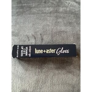 Lune + Aster Swipe+Go Vitamin C&E Lip Gloss- Innovator NIB